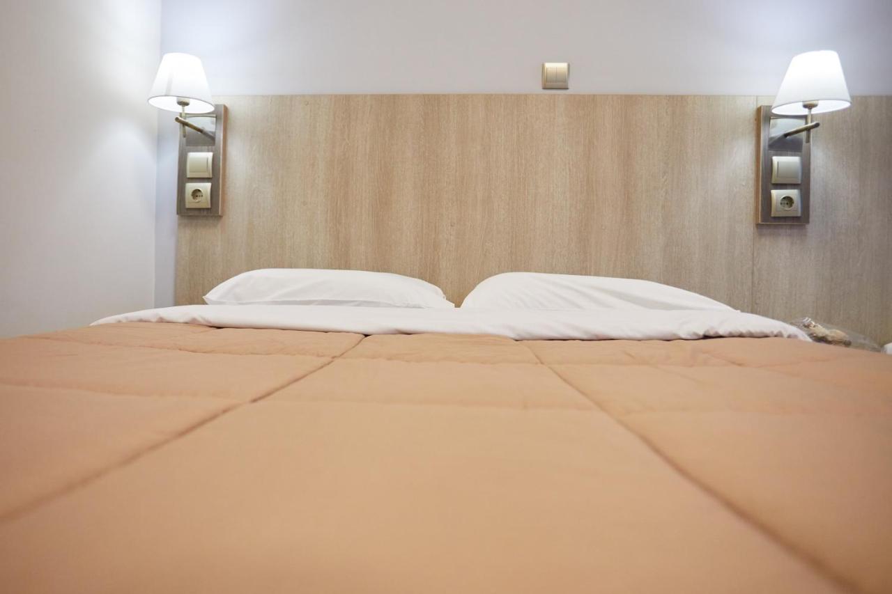 Amalia City Rooms Chios Town Exterior photo