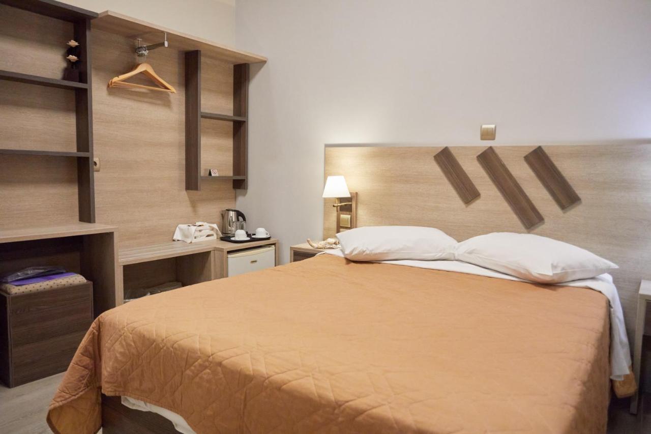 Amalia City Rooms Chios Town Exterior photo