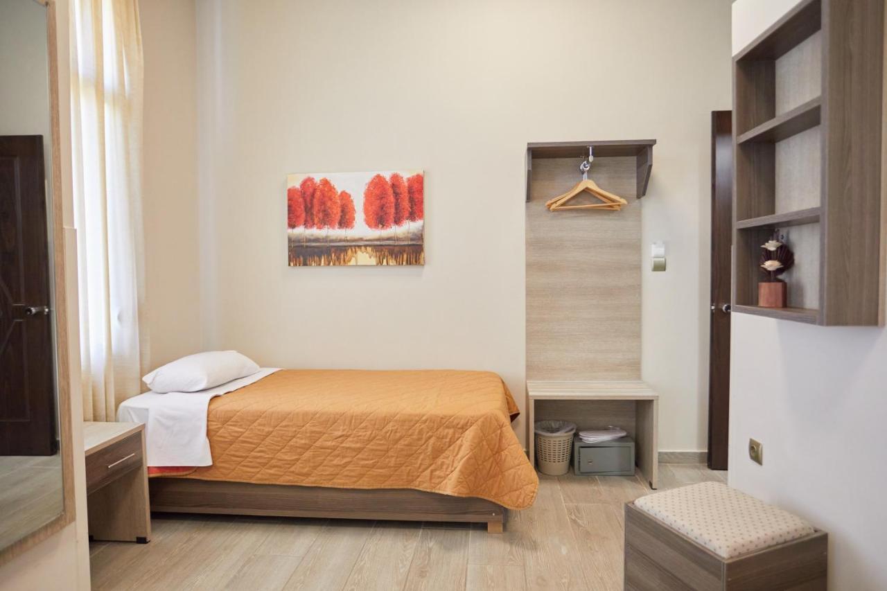 Amalia City Rooms Chios Town Exterior photo
