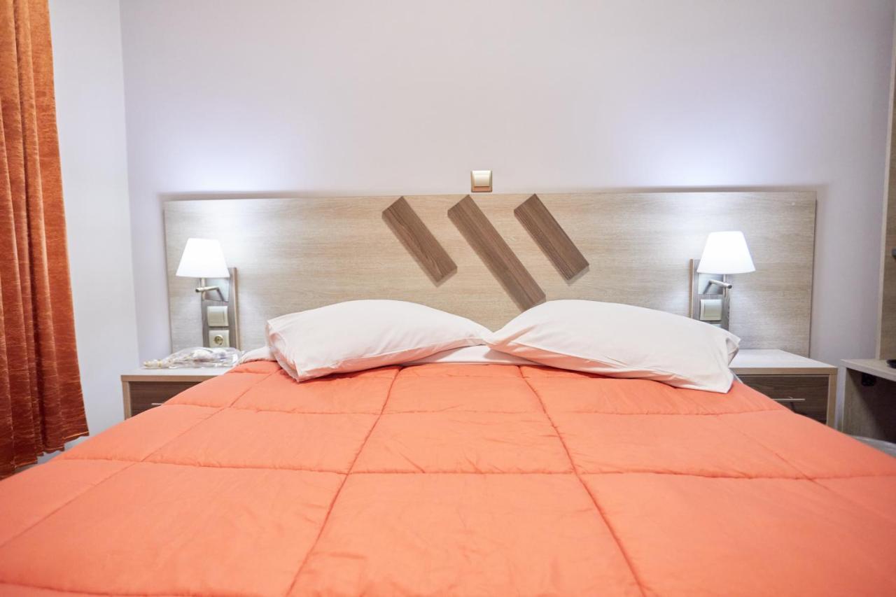 Amalia City Rooms Chios Town Exterior photo