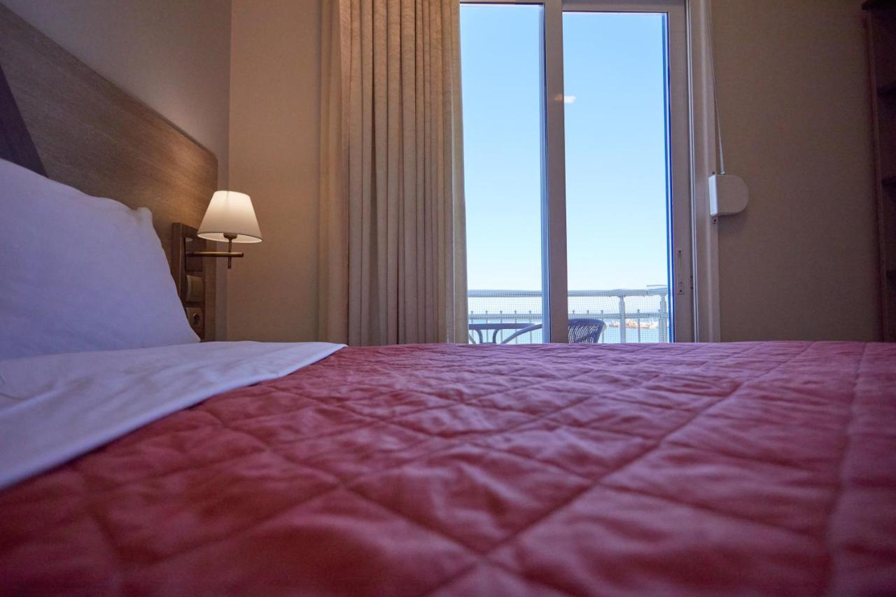 Amalia City Rooms Chios Town Exterior photo