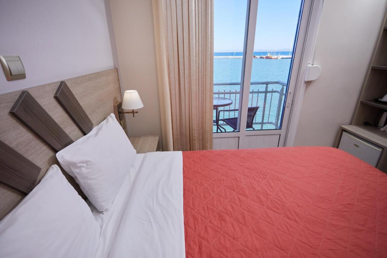 Amalia City Rooms Chios Town Exterior photo