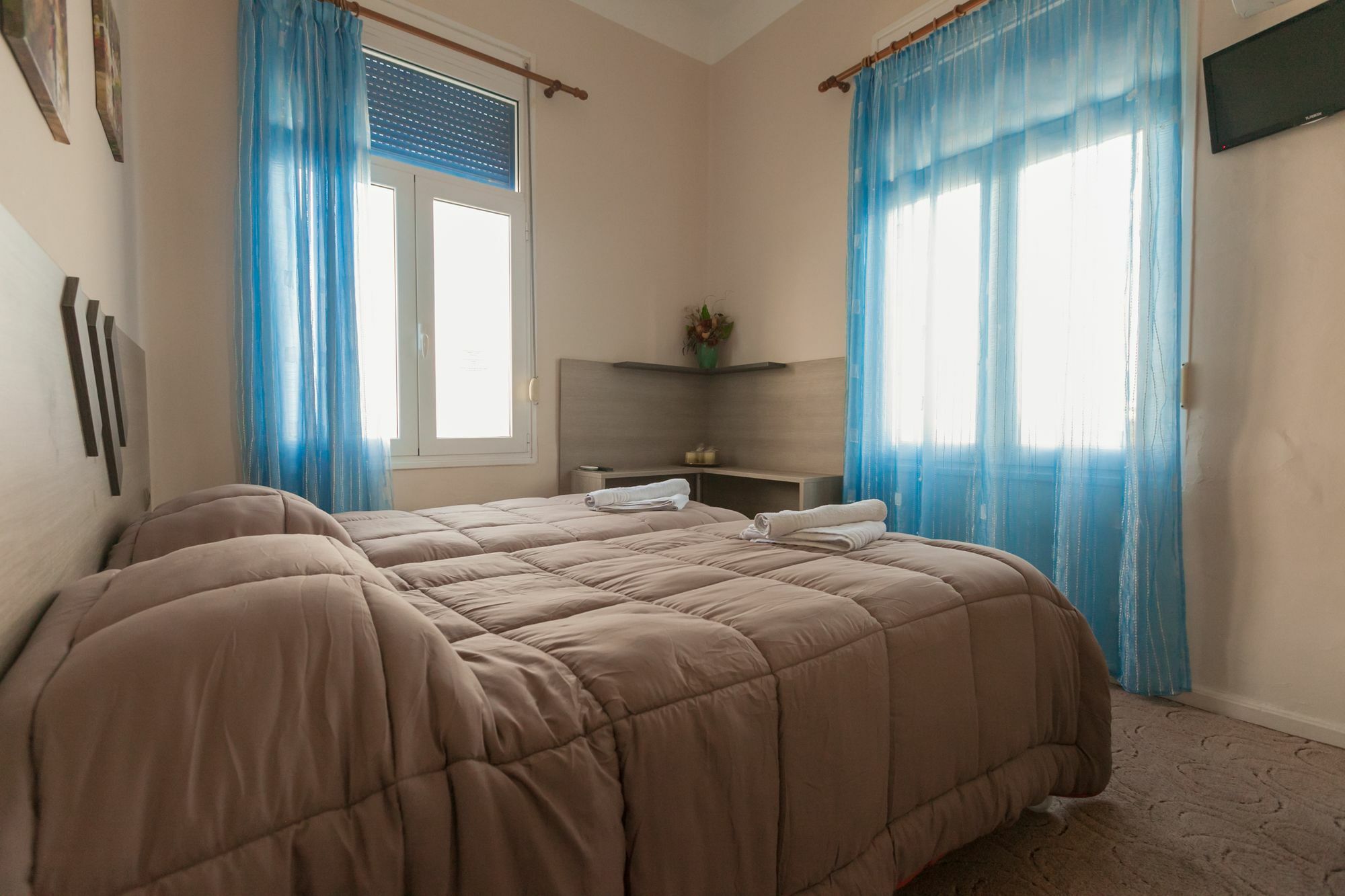 Amalia City Rooms Chios Town Exterior photo