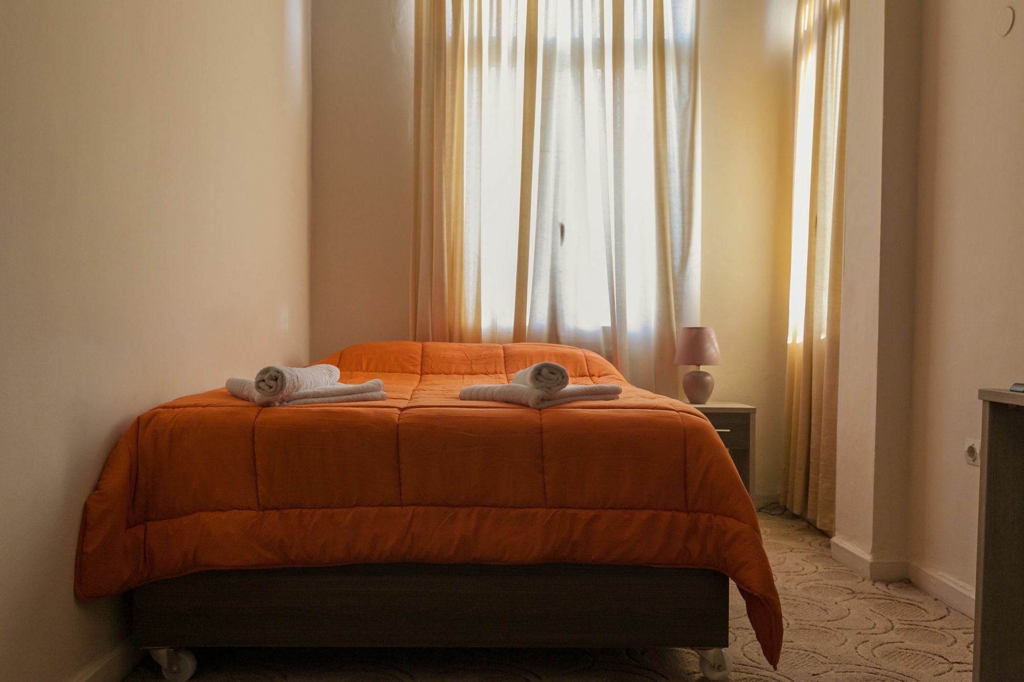 Amalia City Rooms Chios Town Exterior photo